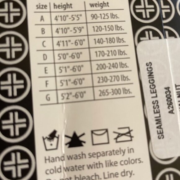 Linea Body Louis Dell'Olio Opaque Tights Size D (300) - Picture 3 of 3